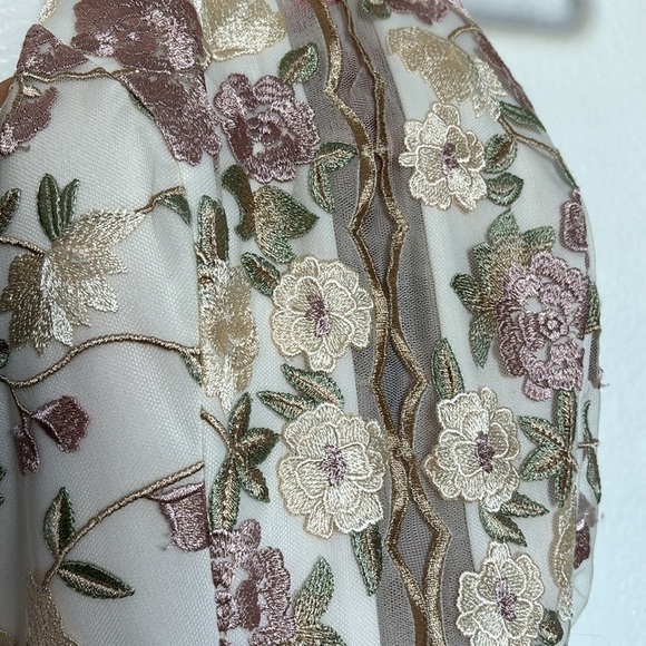 Nights by teeze me evening dress with tulle and waves size 1 Cream floral - Picture 6 of 12